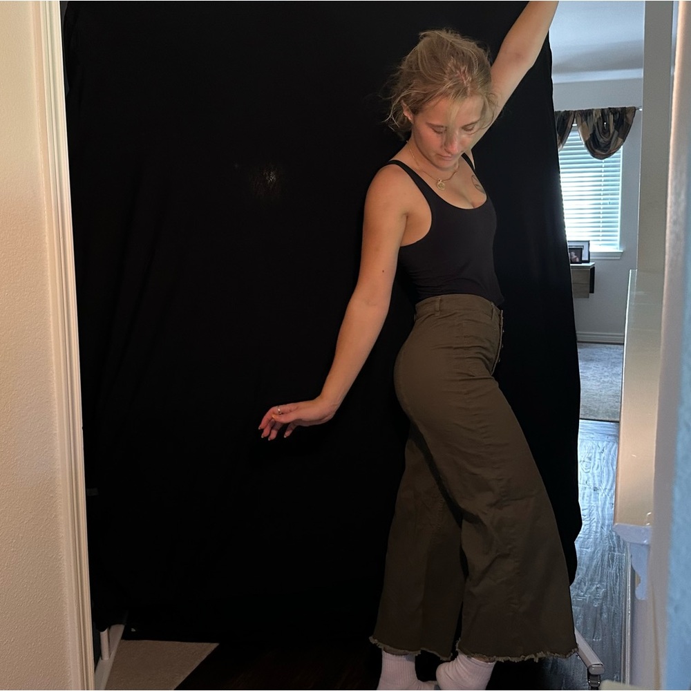 Olive green front pocket pants